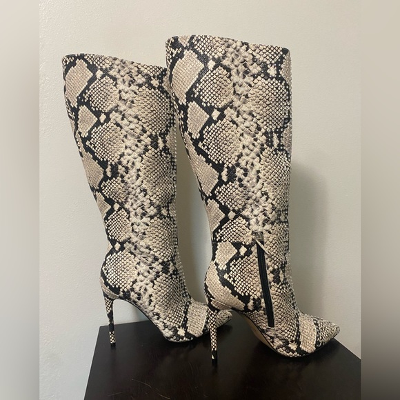 JLO Jennifer Lopez Snakeskin Rhinestone Mid-Calf Boots - Picture 1 of 8